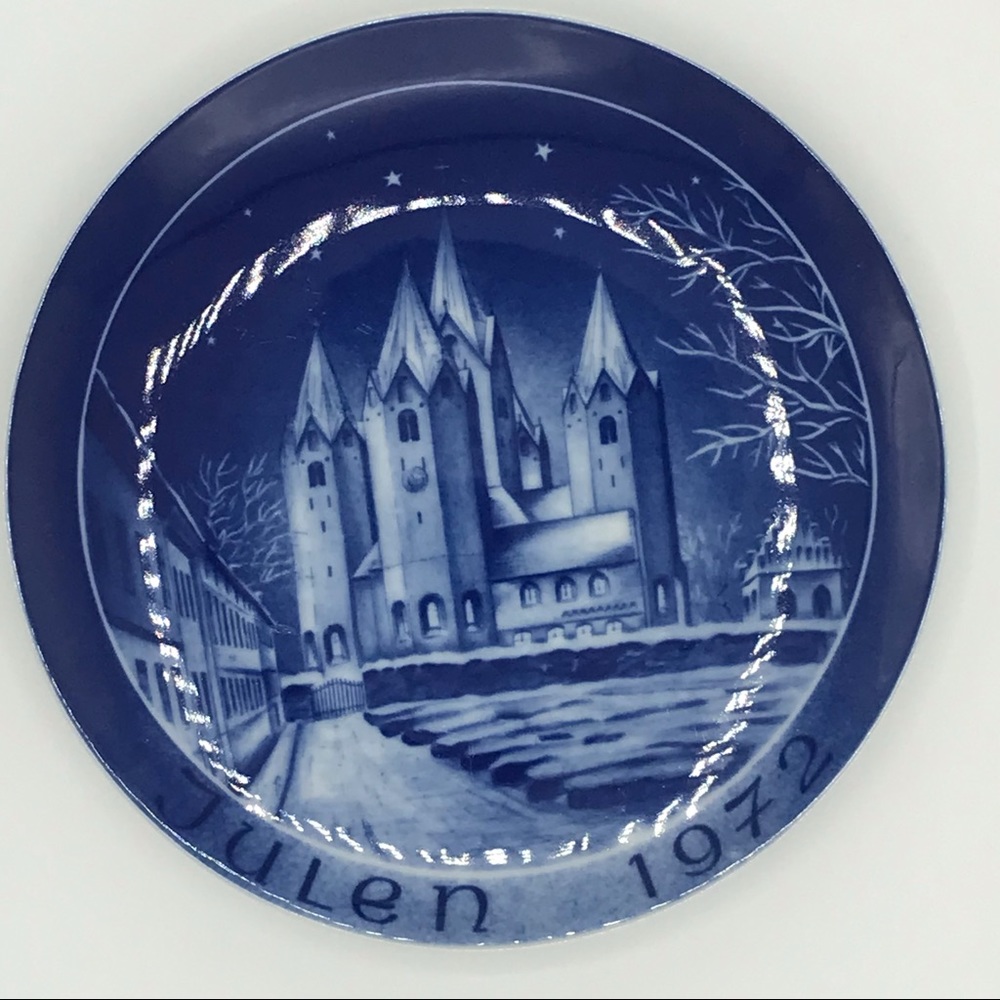 🎄🎁 Vintage German Christmas Collector’s Plate - 1972 by Baco
